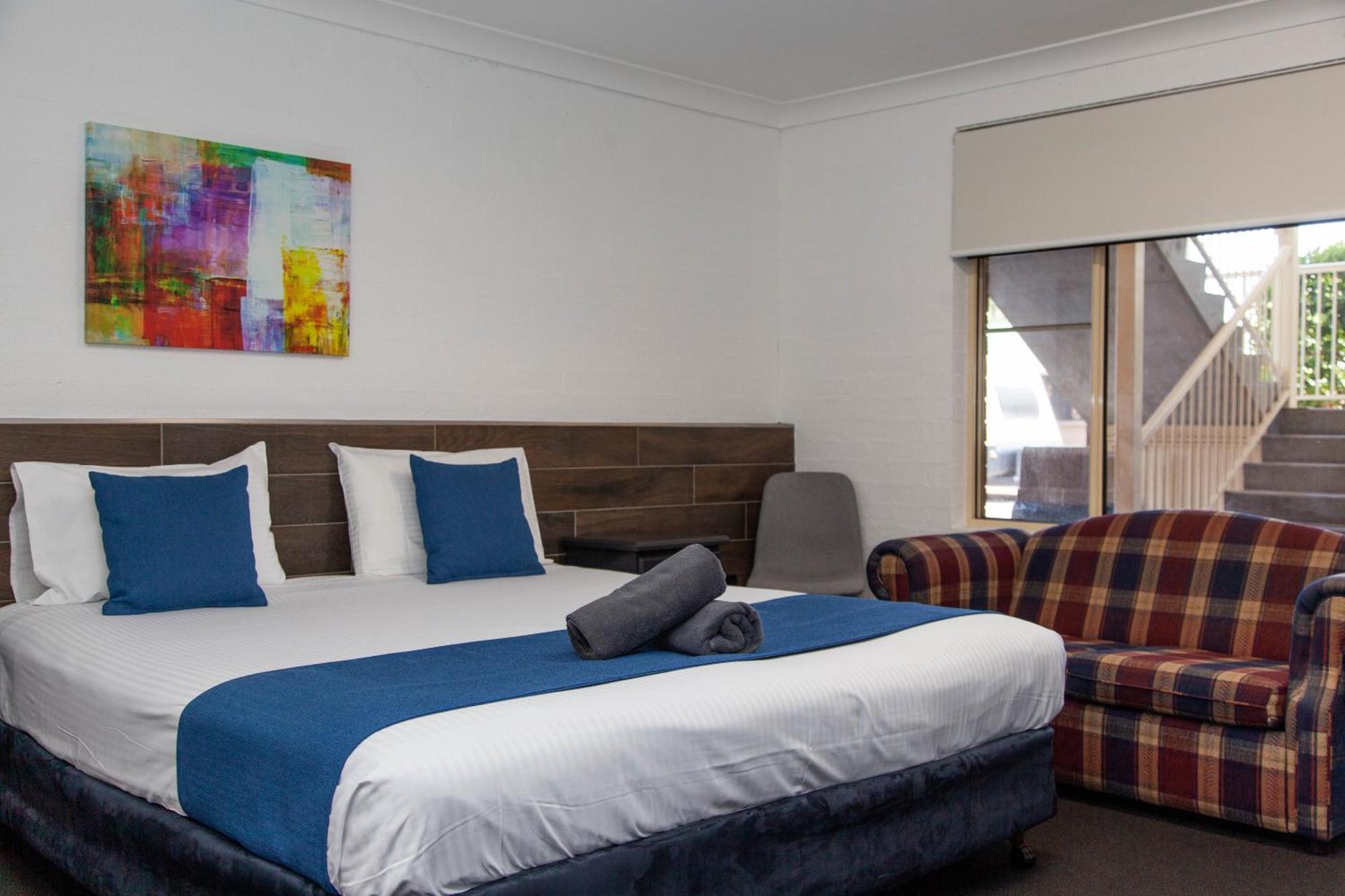 Matilda Motor Inn Ντούμπο Εξωτερικό φωτογραφία