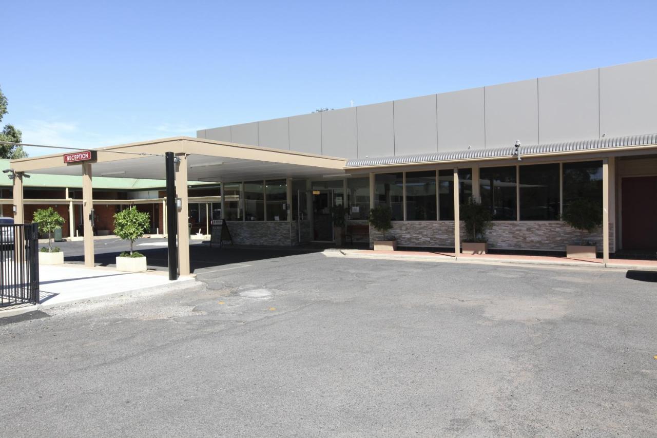 Matilda Motor Inn Ντούμπο Εξωτερικό φωτογραφία