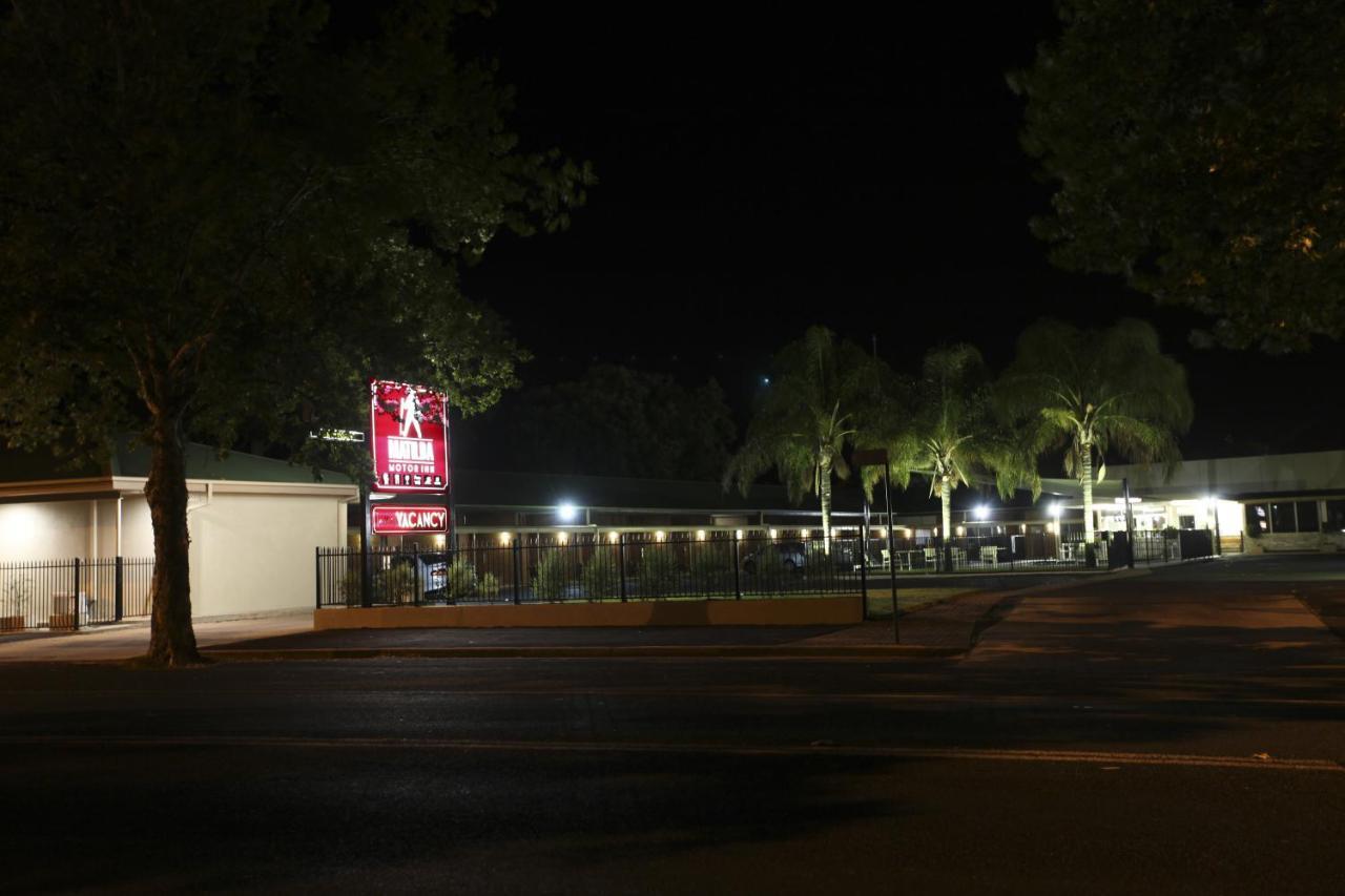 Matilda Motor Inn Ντούμπο Εξωτερικό φωτογραφία