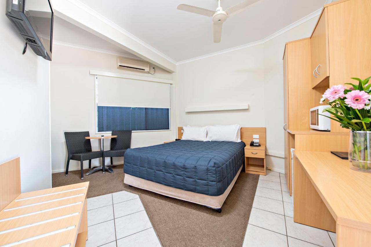 Matilda Motor Inn Ντούμπο Εξωτερικό φωτογραφία