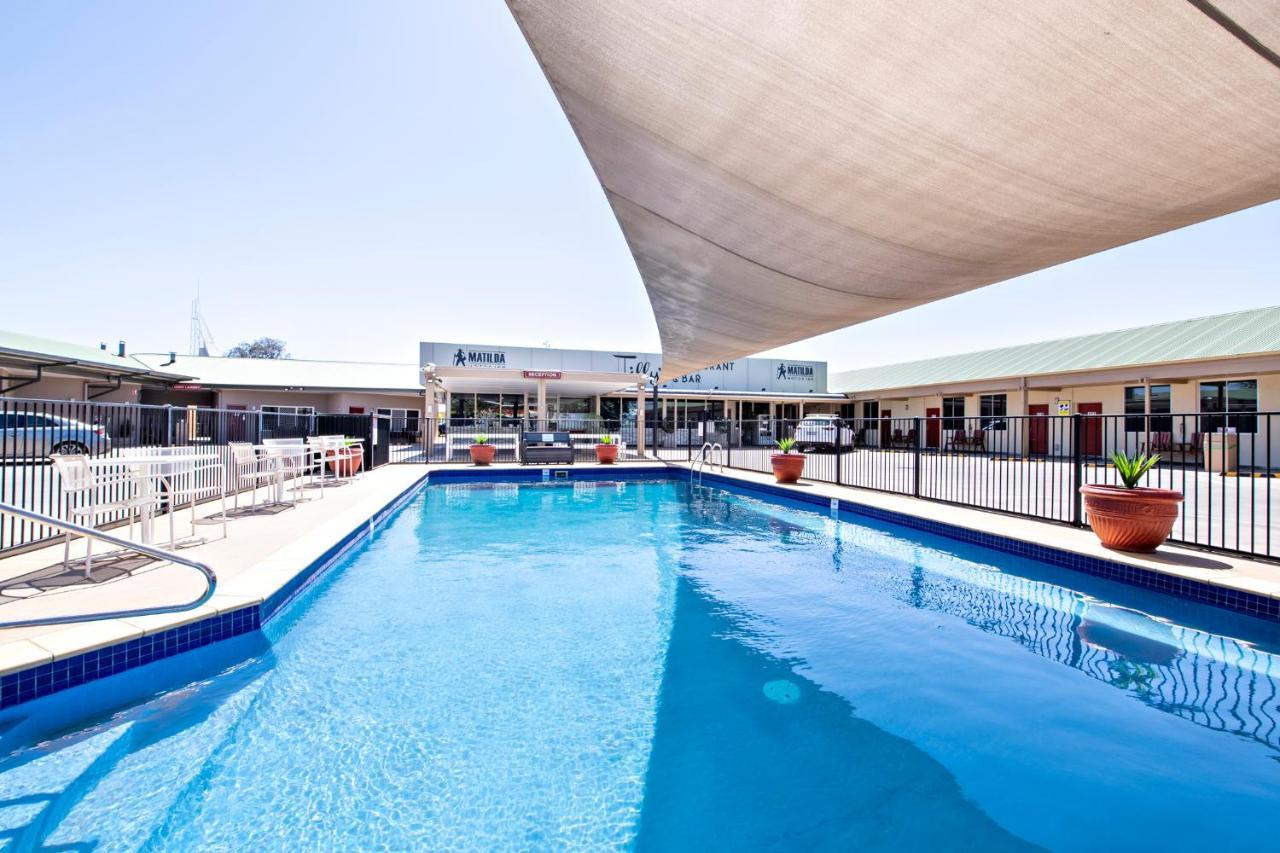 Matilda Motor Inn Ντούμπο Εξωτερικό φωτογραφία